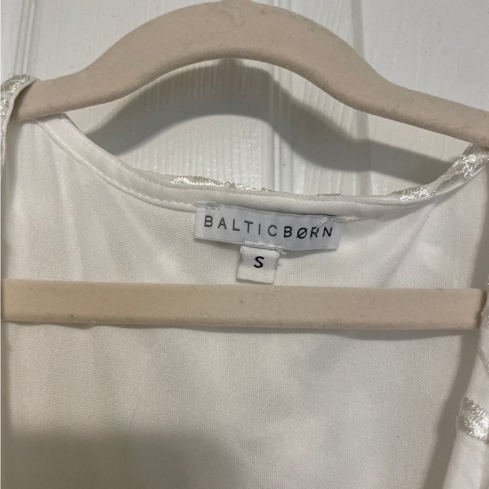 Baltic Born White Satin Dress with Delicate Appliqué - Picture 3 of 4
